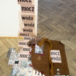 „Łzy, 2016, instalacja w czasie wystawy Miejsce. Magazyn letni Galeria Foksal, Warszawa