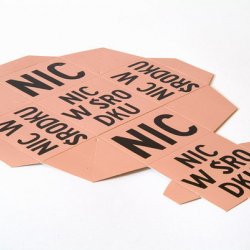 Pudełko „Nic w środku”, 2003, 6x6x8 cm