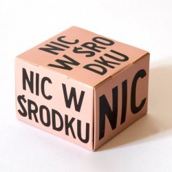 Pudełko „Nic w środku”, 2003, 6x6x8 cm