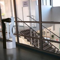 „Zwycięstwo”, 2011.  Kolaże z rzeźbami Katarzyny Kobro w różnych wnętrzach, 29,7x42 cm