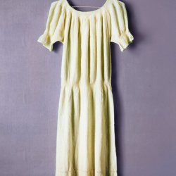 Biała sukienka, 2002, 130x 110 cm