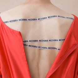 Niedobra, 2007, 70 x 100 cm