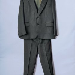 Czarny garnitur, 2005, 140x100 cm